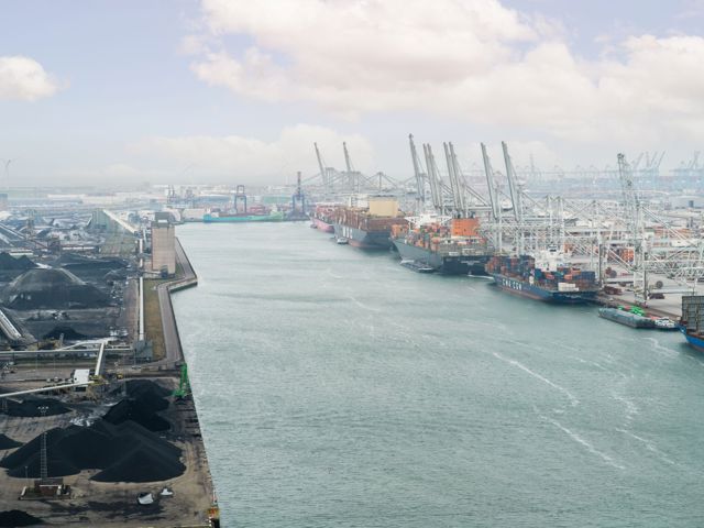 Detailontwerp Waterstofnetwerk Noordzeekanaalgebied