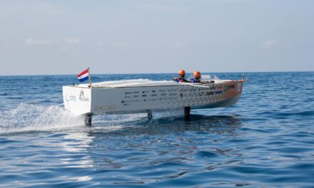 Waterstofboot van TU Delft onthuld