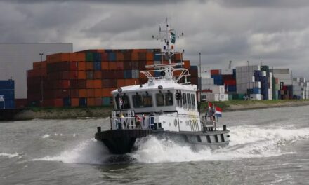 Rijkswaterstaat verkent duurzame opvolgers voor vijf douanevaartuigen