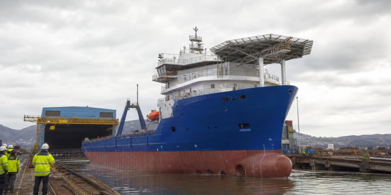 Methanol-ready werkschip Rock Star te water gelaten